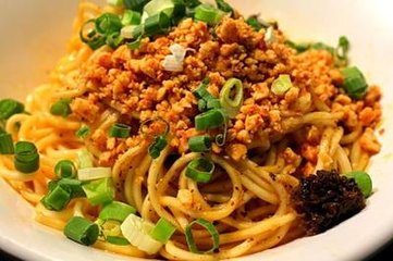 陜西面食好吃的訣竅在這，油潑辣子做的好，面食咋做都好吃！