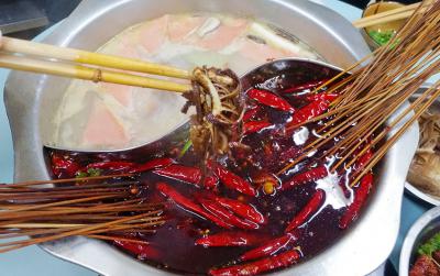 四川串串香技術(shù)培訓(xùn)哪里好？蜀味緣菜品腌粉的配方教學(xué)