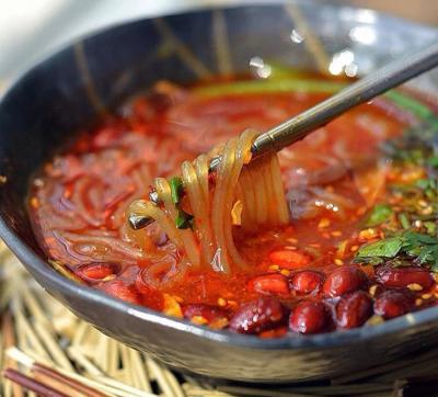 成都餐飲培訓(xùn)學(xué)校，重慶酸辣粉培訓(xùn)哪家好？