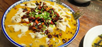 酸菜魚技術(shù)培訓(xùn)哪里比較好？教學(xué)過(guò)程中采取一對(duì)一教學(xué)