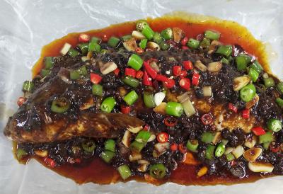 烤魚培訓(xùn)技術(shù)哪家好？蜀味緣培訓(xùn)學(xué)校一對一培訓(xùn)