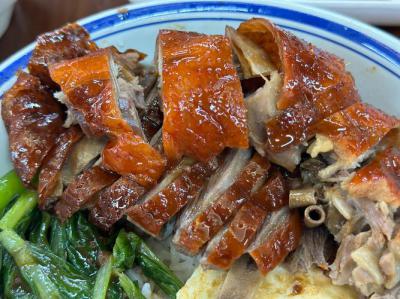 港式燒鵝飯技術(shù)培訓(xùn)哪里好？蜀味緣餐飲培訓(xùn)學(xué)校，助您掌握正宗技藝！